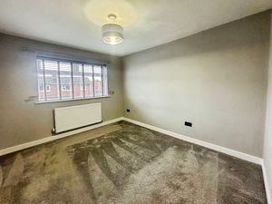 Photo 28- click for photo gallery